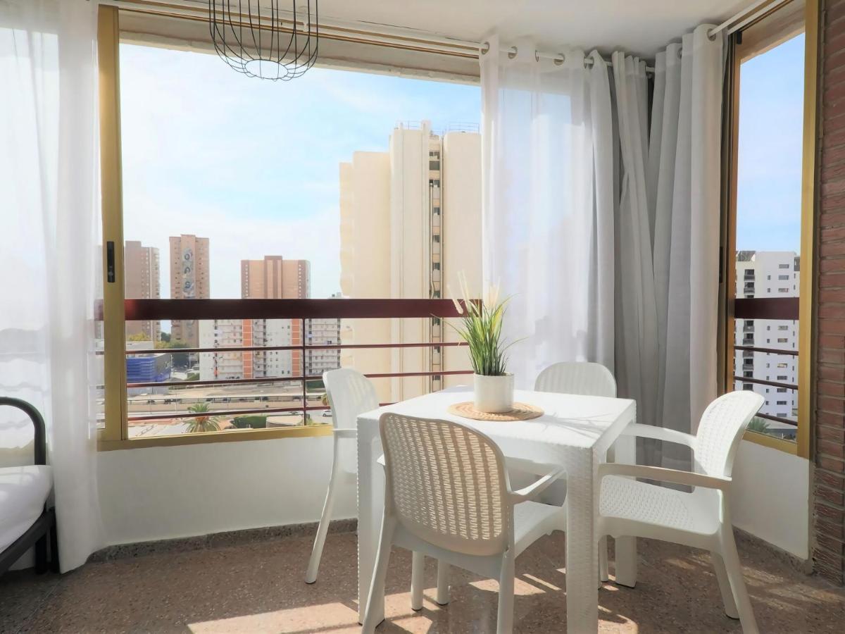 Cosy Apartment In Benidorm With Shared Pool Exterior foto